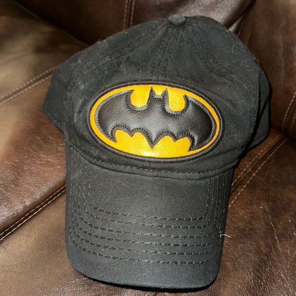 DC Comics Batman Hat Adjustable Superhero Cap Stitched Used - Picture 1 of 4